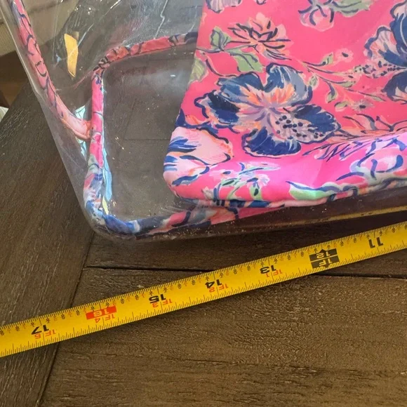 Lilly Pulitzer Kendyl Tote Bag clear with small bag inside - Picture 9 of 10